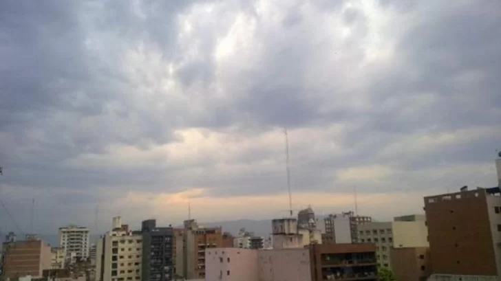 Tucumán: alerta amarilla por fuertes tormentas