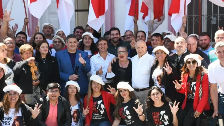 Roberto Sánchez proclamado como candidato a gobernador