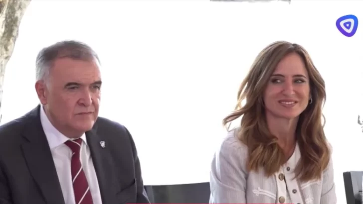 Tolosa Paz encabezó el sorteo del programa federal Mi Pieza