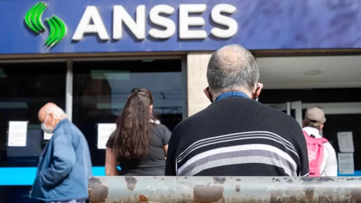 Sergio Massa confirmó la ampliación de los créditos Anses para trabajadores y jubilados