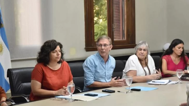 Generan nuevas estrategias para el control de la gripe Aviar