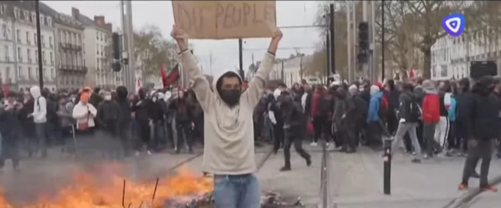 Reforma jubilatoria en Francia: sindicatos instan a Macron a “poner en pausa” la iniciativa tras las masivas protestas