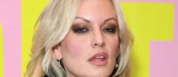 ¿Quién es Stormy Daniels, la actriz que puede enviar preso a Trump?