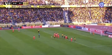 River perdió contra The Strongest en la altura de La Paz