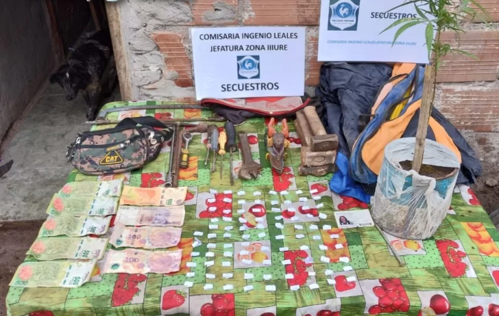 La Policía aprehendió a una persona y secuestró estupefacientes La Policía aprehendió a una persona y secuestró estupefacientes