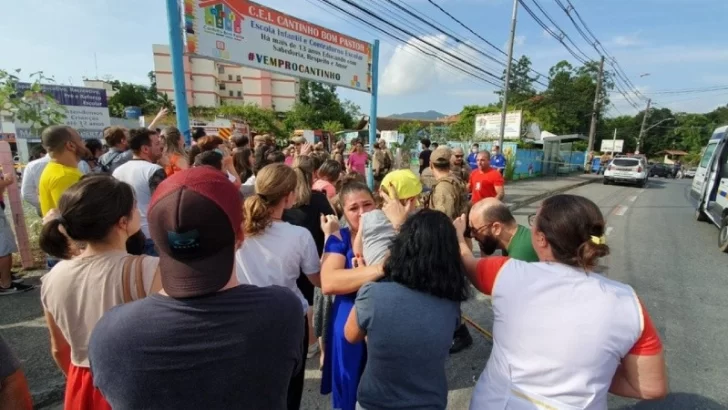 Horror en Brasil: atacó con un hacha un jardín de infantes y mató a cuatro niños