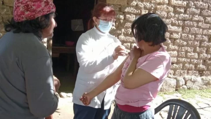 Continúa la campaña de vacunación en Tafí del Valle y El Mollar