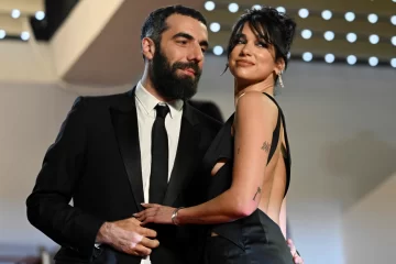 Dua Lipa confirmó su romance con el reconocido Romain Gravas