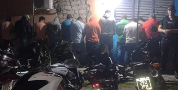 La policía avanzó con un importante operativo contra la riña de gallos