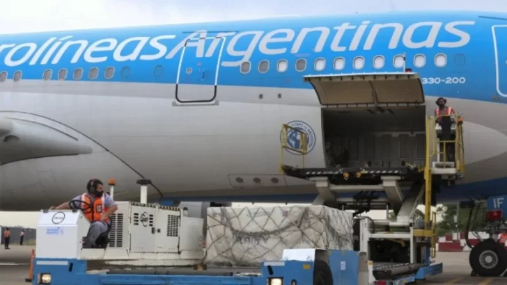 Anunciaron un paro total en Aerolíneas Argentinas e Intercargo para el próximo miércoles