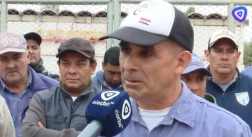 Trabajadores de la cerámica de Ranchillos realizan una protesta por el cierre de la fábrica