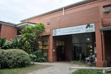 Quinta Agronómica: Un alumno se presentó con un arma y amenazó con disparar a sus compañeros y directivos Quinta Agronómica: Un alumno se presentó con un arma y amenazó con disparar a sus compañeros y directivos