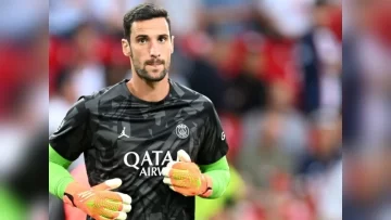 El arquero suplente del PSG recibió la patada de un caballo y está grave: el dramático posteo de su mujer y el apoyo de Di María El arquero suplente del PSG recibió la patada de un caballo y está grave: el dramático posteo de su mujer y el apoyo de Di María