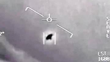 El Pentágono tiene una nave extraterrestre “intacta” según un ex oficial de inteligencia de los Estados Unidos