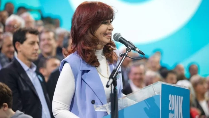 Por falta de pruebas y acusadores, sobreseyeron a Cristina Kirchner en la causa “Ruta del dinero”