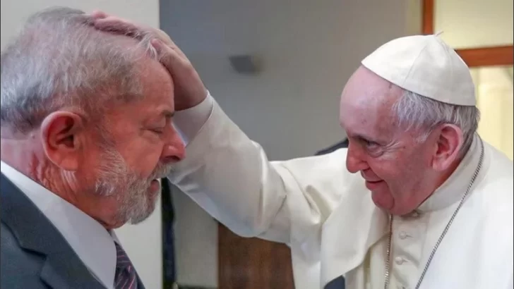 El papa Francisco recibe a Lula da Silva en el Vaticano