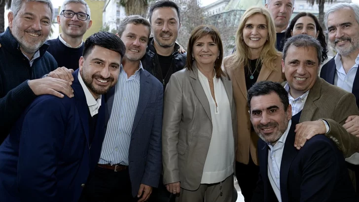 PASO 2023: Patricia Bullrich se reunió con diferentes candidatos y dirigentes políticos tucumanos