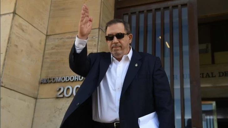 Carlos Maslatón ratificó ante fiscal que recibió denuncias por pedido de dinero a cambio de candidaturas