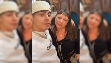 Rusherking sorprendió a una fan que lo invitó a comer arroz con pollo