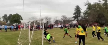 Se llevó adelante una convivencia con chicos de escuelas especiales en el club San Martín Se llevó adelante una convivencia con chicos de escuelas especiales en el club San Martín
