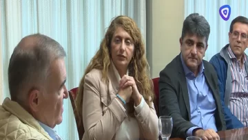 Cuestionaron fuertemente al ministro Fabián Soria por su intento de reasumir como decano en la UNT