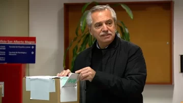 El presidente Alberto Fernández emitió su voto