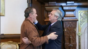 Alberto Fernández recibió a la familia de Lucio Dupuy en el comienzo de las capacitaciones contra el maltrato infantil