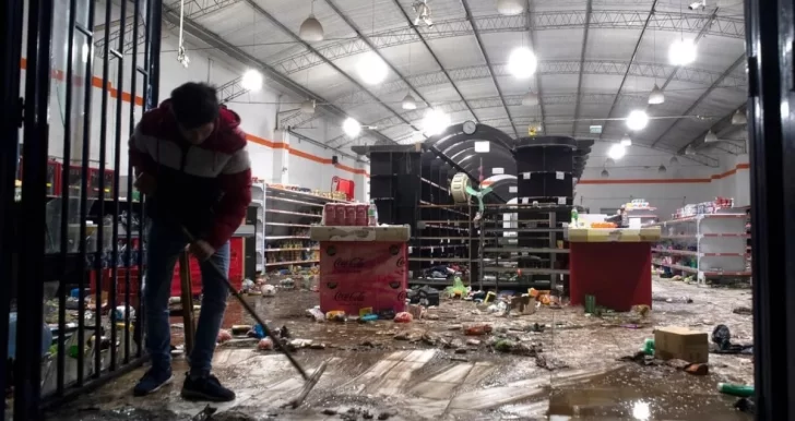 Fueron dados de baja en el “Potenciar Trabajo” por participar en los saqueos Fueron dados de baja en el “Potenciar Trabajo” por participar en los saqueos