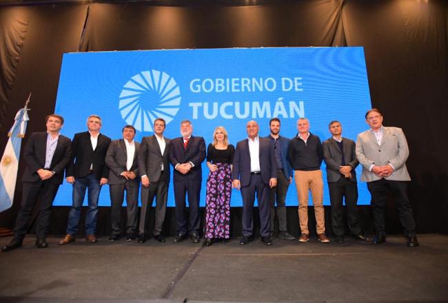 Sergio Massa y Juan Manzur analizaron políticas productivas ante empresarios del norte argentino Sergio Massa y Juan Manzur analizaron políticas productivas ante empresarios del norte argentino