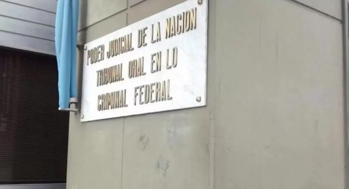 Dictaron cuatro años de prisión a un funcionario de la justicia federal de Tucumán Dictaron cuatro años de prisión a un funcionario de la justicia federal de Tucumán