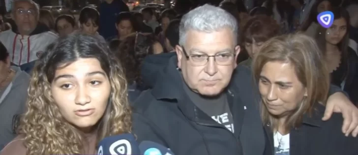 Familiares y vecinos marcharon pidiendo justicia por Lucas Delgado Familiares y vecinos marcharon pidiendo justicia por Lucas Delgado