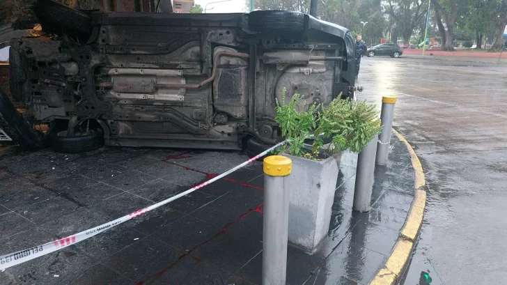 F5GioQFWgAEcsl5-728x409