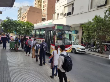 Los colectivos no circularán por cuatro horas en la provincia