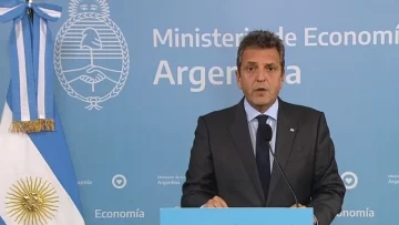 Massa anunció que enviará un proyecto para convertir en ley al Previaje