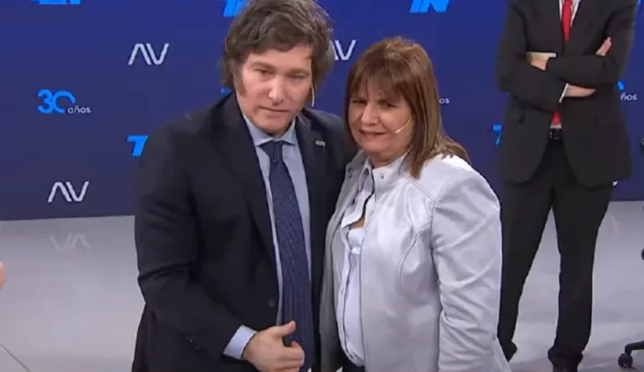 Revolución y “despelote”: Bullrich defendió el acuerdo con Milei y lo comparó con el abrazo entre Perón y Balbín