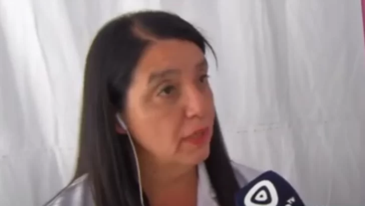 Realizan actividades en Plaza Urquiza por el mes del cáncer de mama