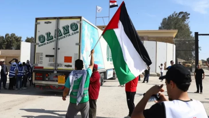 La ONU confirmó que ingresaron a Gaza 20 camiones con comida, agua y medicinas