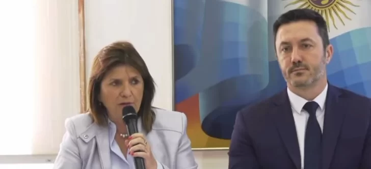 Bullrich y Petri apoyan a Milei para el balotaje: “Tenemos la obligación de no ser neutrales” Bullrich y Petri apoyan a Milei para el balotaje: “Tenemos la obligación de no ser neutrales”
