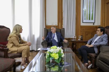 La intendenta Rossana Chahla confirmó que adelantará $40.000 a los empleados municipales