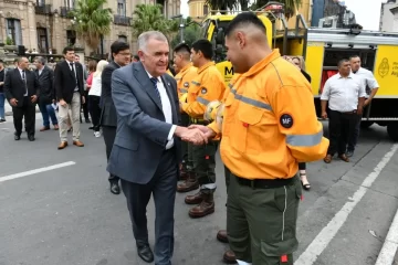 Jaldo encabezó el acto por el Día Nacional de la Defensa Civil Jaldo encabezó el acto por el Día Nacional de la Defensa Civil