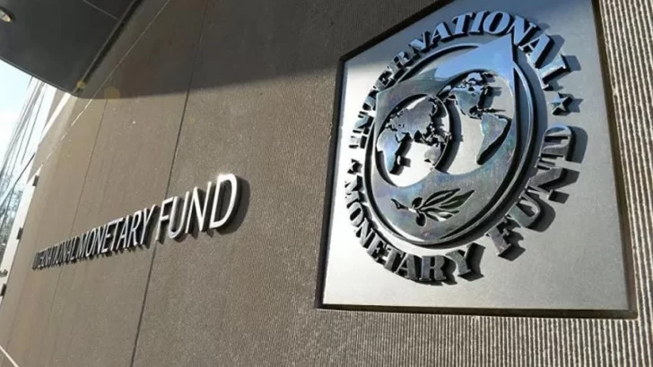 El FMI respaldó las medidas de Luis Caputo: “Contribuirán a estabilizar la economía”