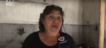 Una mujer pide ayuda luego de perder su vivienda en un incendio Una mujer pide ayuda luego de perder su vivienda en un incendio