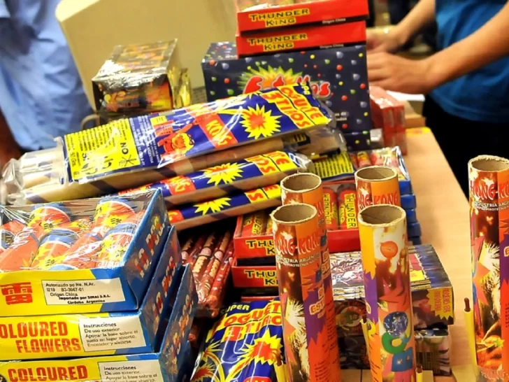 Defensa Civil habilitará solo 15 lugares para vender pirotecnia en estas fiestas