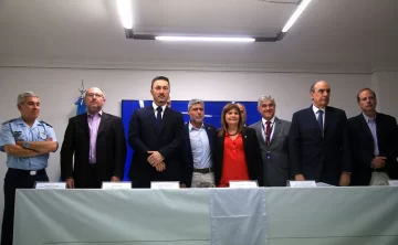 La ministra Bullrich consideró “un éxito importante” deportar a familiares del líder narco ecuatoriano La ministra Bullrich consideró “un éxito importante” deportar a familiares del líder narco ecuatoriano