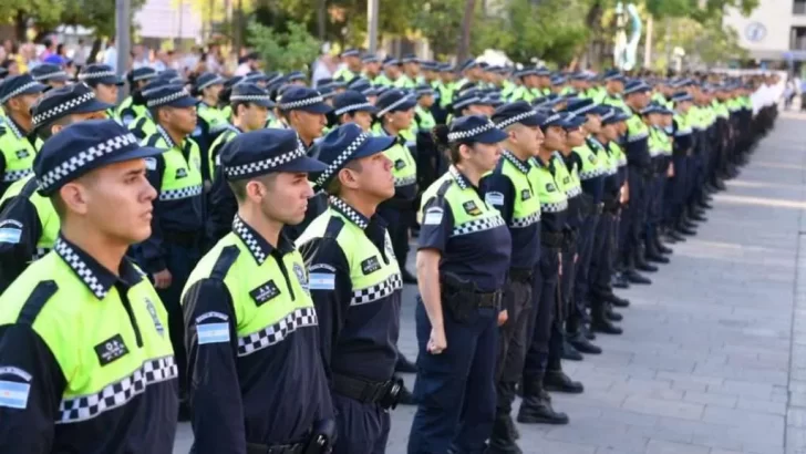 Examen de ingreso a la Policía: de 1.400 aspirantes solo aprobaron 12