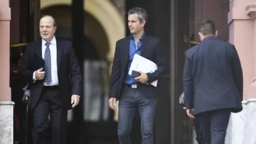 Martín Menem insiste en aprobar rápido la ley Ómnibus: “Si tiene que ser un sábado, será un sábado” Martín Menem insiste en aprobar rápido la ley Ómnibus: “Si tiene que ser un sábado, será un sábado”