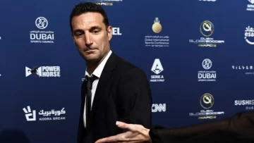 Lionel Scaloni recibió el premio a la trayectoria como entrenador: “Se lo dedico a mi país, a mi gente”