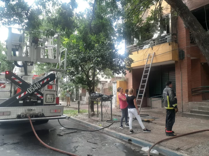 Se incendió un departamento en 25 de mayo al 1400 Se incendió un departamento en 25 de mayo al 1400