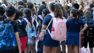 El Gobierno oficializó los vouchers educativos para pagar cuotas de colegios privados: cuál es el monto y quiénes pueden acceder El Gobierno oficializó los vouchers educativos para pagar cuotas de colegios privados: cuál es el monto y quiénes pueden acceder