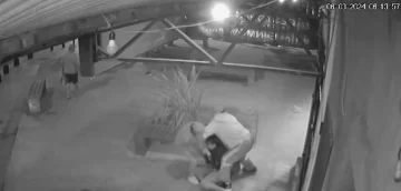 Una policía de la Federal mató a un hombre que le robó el celular cuando esperaba el colectivo